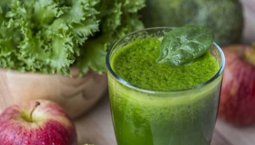 Fazla yağlara ıspanaklı kivili karışım Fazla yağlara ıspanaklı kivili karışım