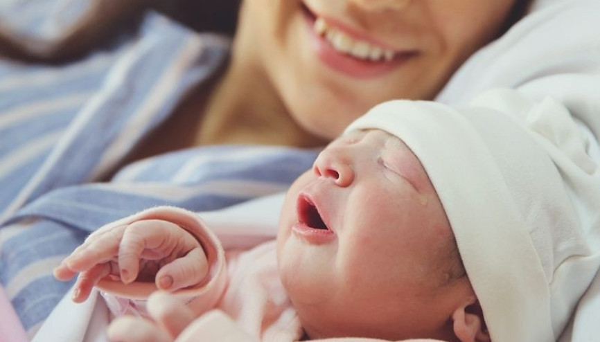 Normal doğum mu, sezaryen mi Doğum şekline nasıl karar verilir