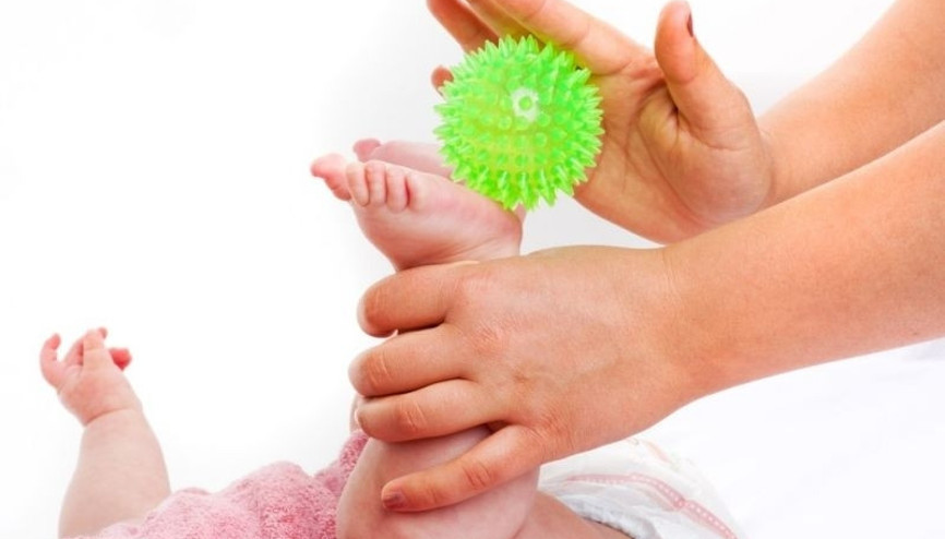 Bebeğinizin çok seveceği küçük oyun aktiviteleri