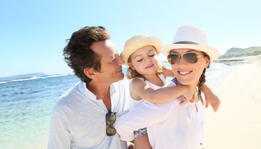 Çocuğuyla tatile çıkacak ailelere 10 uyarı