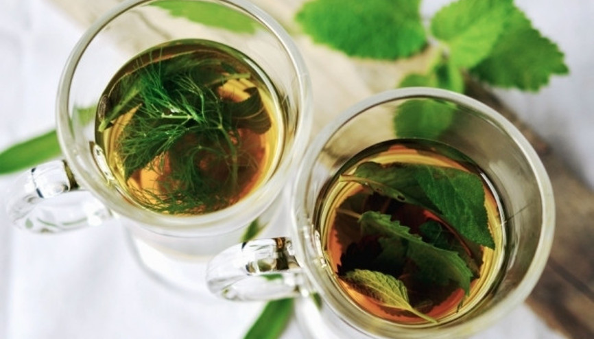 Hüplete hüplete içtiğiniz bitki çaylarının faydaları neler
