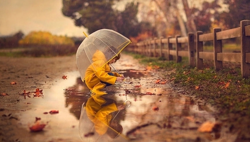 Fotoğrafçı annenin gözünden sonbaharda çocukları