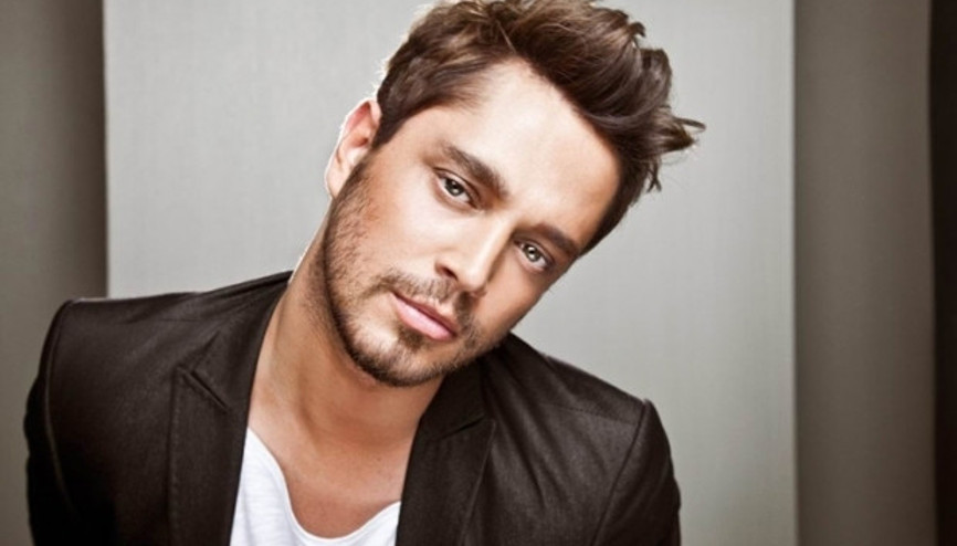 Murat Boz Kimdir