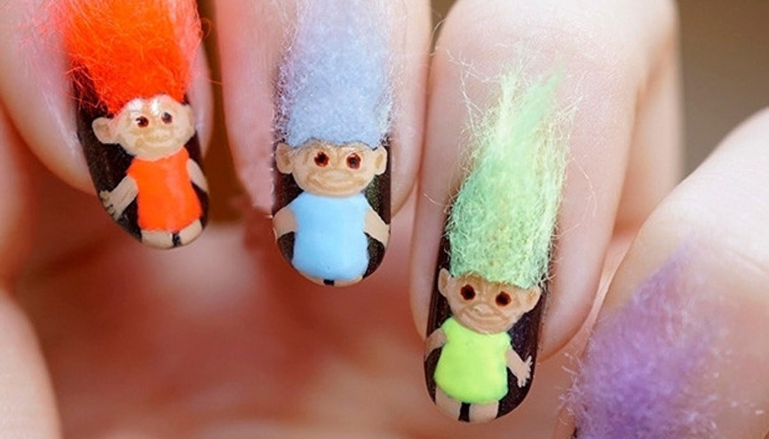 Yeni Trend: Tüylü tırnaklar