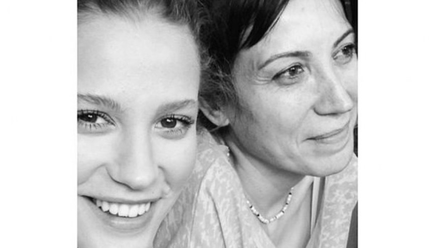 Ünlüler ve anneleri