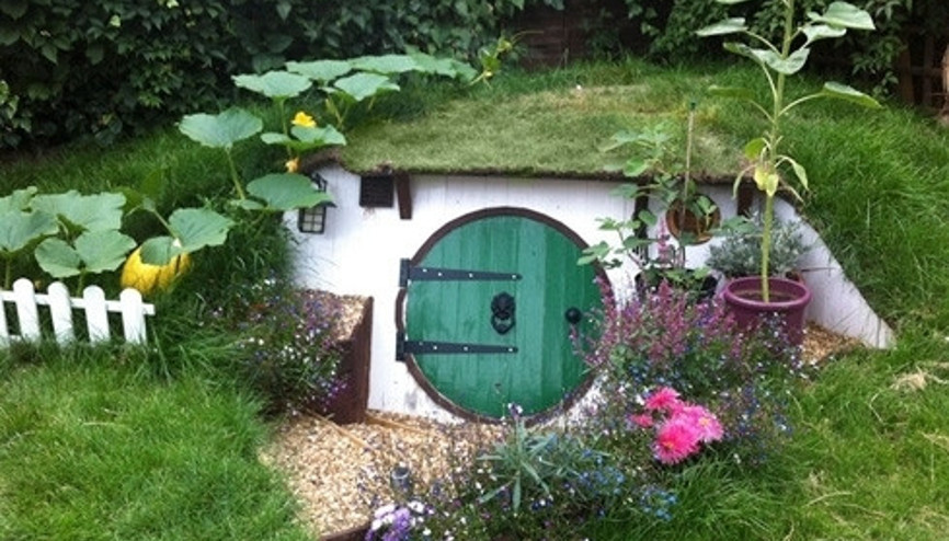 Bahçenize hobbit evi yapmak ister misiniz