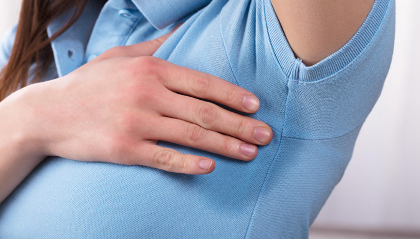 Aşırı terleme ergenlik döneminde psikolojiyi olumsuz etkiliyor