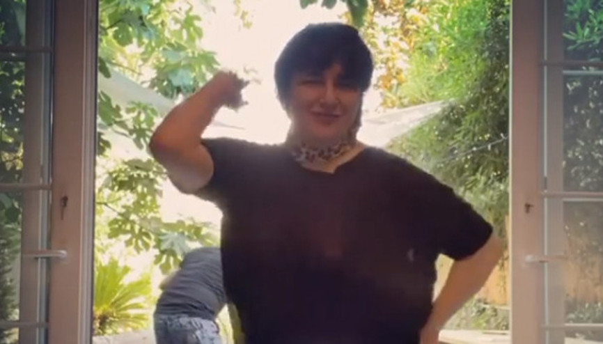 Esra Dermancıoğlunun dansı olay oldu