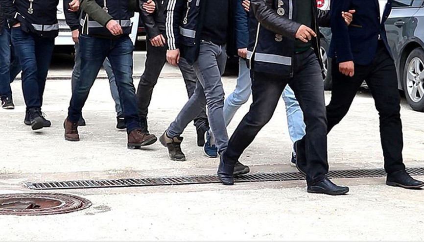 Sanal bahis çetesine operasyon; 36 gözaltı Sanal bahis çetesine operasyon; 36 gözaltı