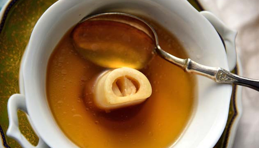 Kolajen Bombası: Kemik Suyunun Cilde Müthiş Faydaları