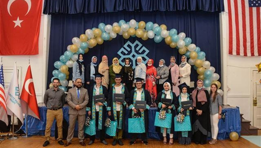 ABDdeki Maarif Okulu ikinci mezunlarını verdi