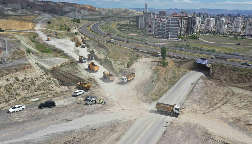 Bağlantı yolunda çalışma hızlandı