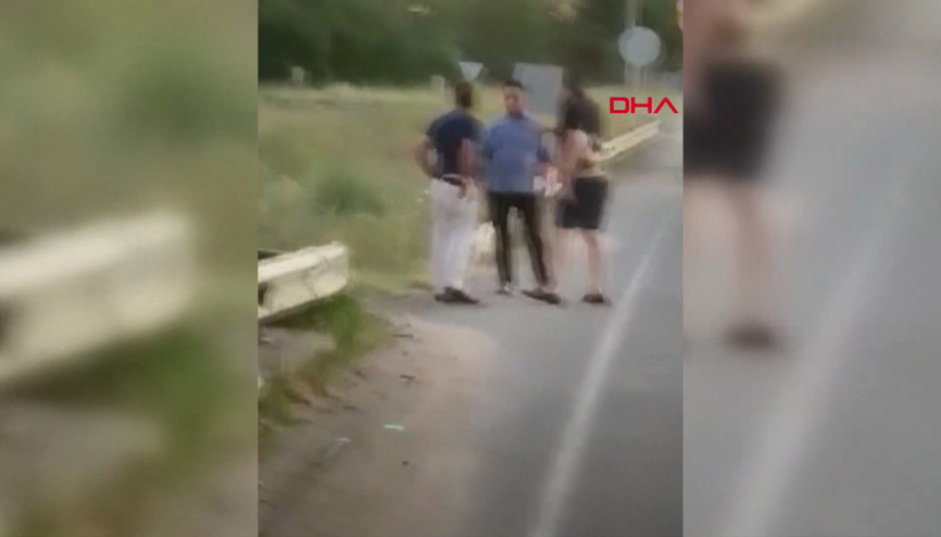 Hakan Bayrakçı, trafikte tanık olduğu bıçaklı kavgayı ayırdı