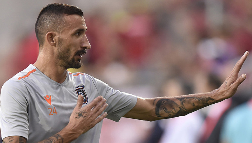 Son Dakika | Başakşehirde Mehmet Topal tarihe geçti Hepimiz inandık