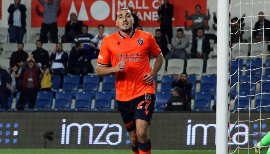 Enzo Crivelli kariyer rekorunu kırarak şampiyon oldu