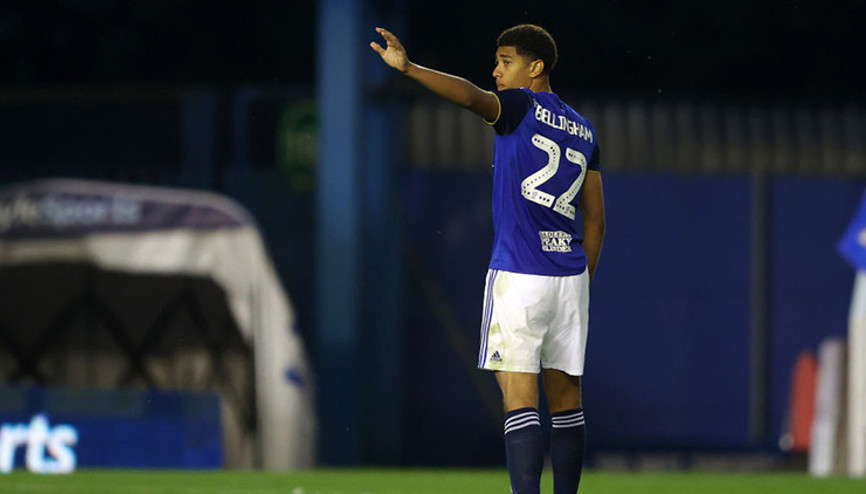 Birmingham City, 17 yaşındaki Jude Bellinghamın formasını emekli etti