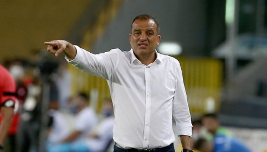 Ali Koça, yönetime ve Emreye teşekkür ediyorum. Bana büyük bir onur verdiler Ali Koça, yönetime ve Emreye teşekkür ediyorum. Bana büyük bir onur verdiler