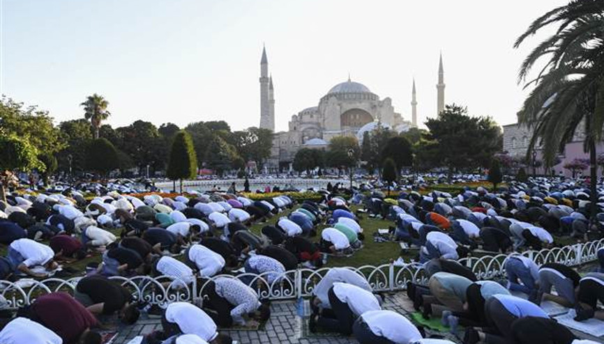 Ayasofyada ilk bayram namazı Kurban Bayramı kutlanıyor