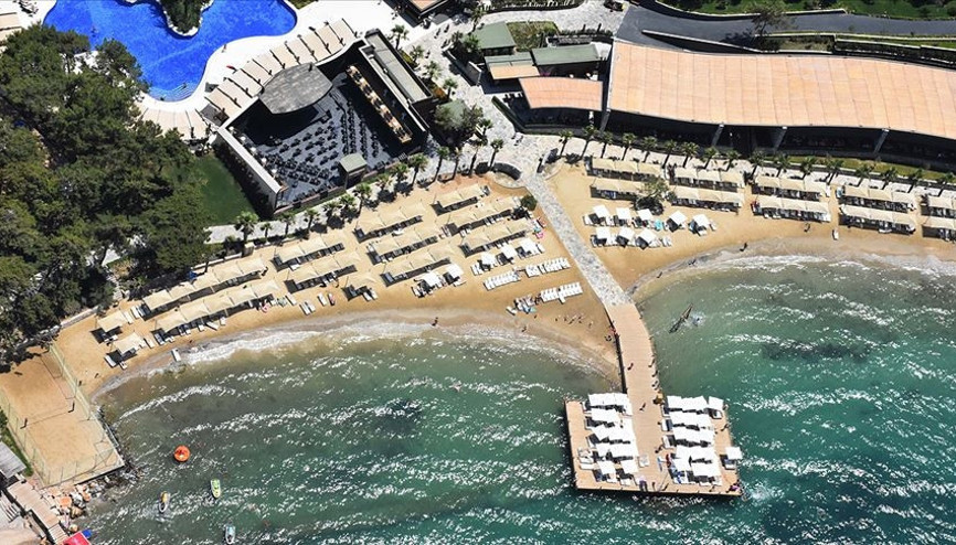 Turizmcilerin yüzü son dakika rezervasyonlarıyla güldü