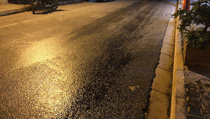 Yola dökülen yağ ulaşımı aksattı