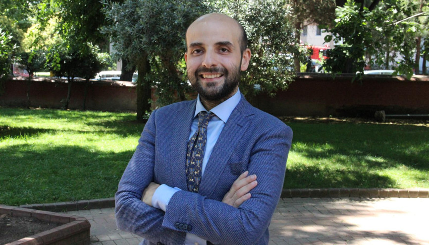 Ali Murat Kırık kimdir Doç. Dr. Ali Murat Kırıkın biyografisi