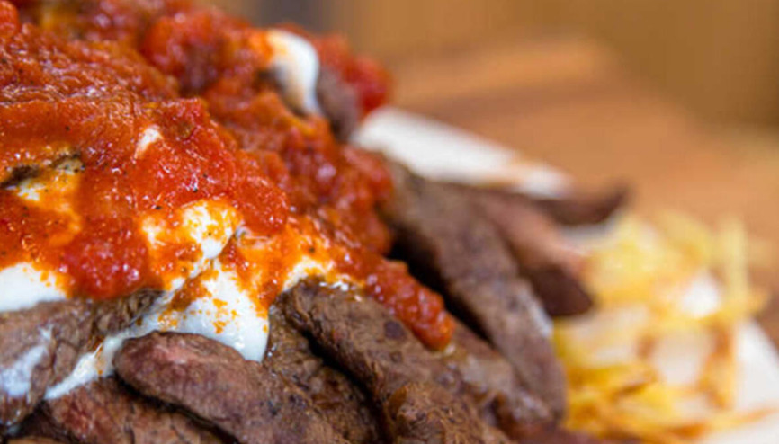 Çökertme Kebabı (Bodrum Kebabı) nasıl yapılır Malzemeleriyle çökertme kebabı tarifi Çökertme Kebabı (Bodrum Kebabı) nasıl yapılır Malzemeleriyle çökertme kebabı tarifi