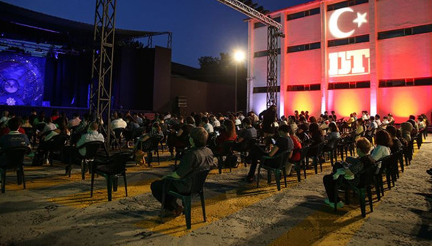 Anna Karenina Ankaralılarla açık havada buluşacak