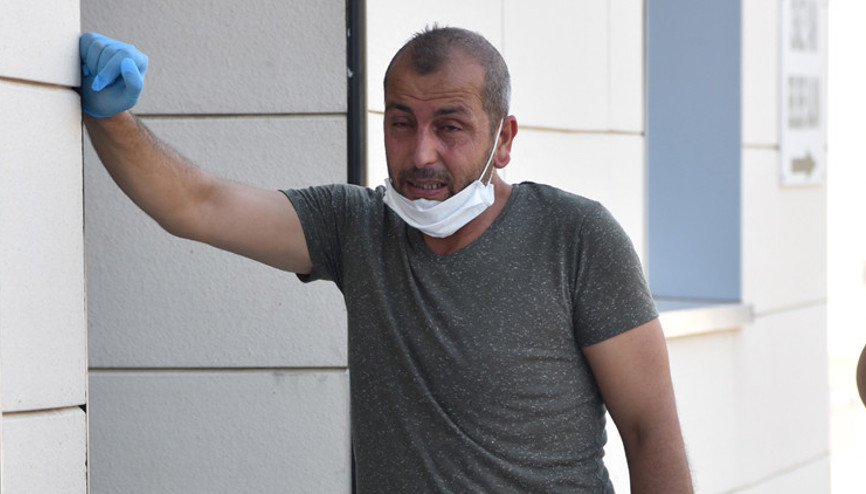 Yürek yakan an 18 yaşındaki ağabeyi 8 yaşındaki kardeşini bıçaklayarak öldürmüştü... Yürek yakan an 18 yaşındaki ağabeyi 8 yaşındaki kardeşini bıçaklayarak öldürmüştü...