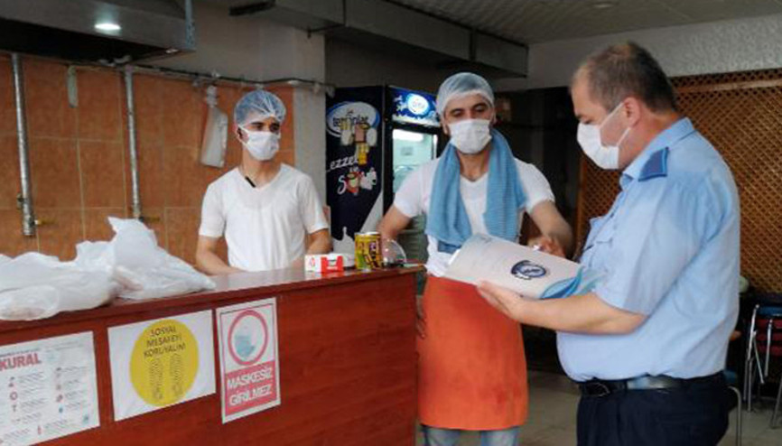 Bağcılar’da koronavirüs denetimleri devam ediyor Bağcılar’da koronavirüs denetimleri devam ediyor