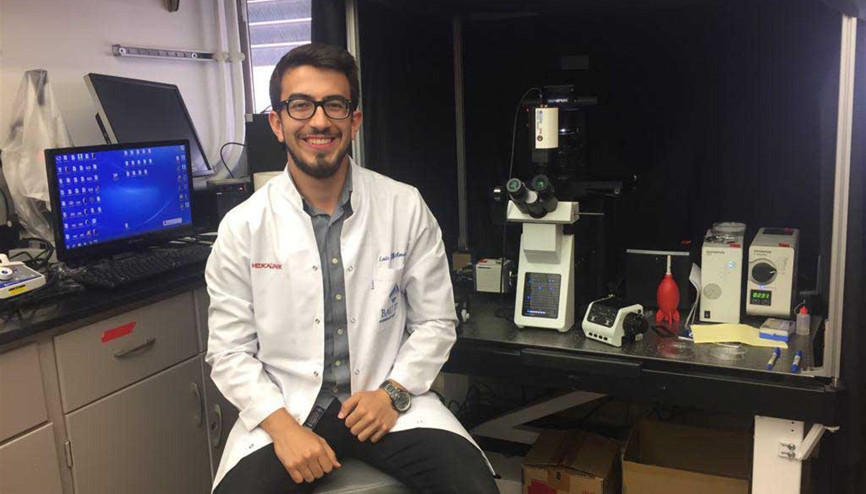 Tıp öğrencisinden gururlandıran başarı