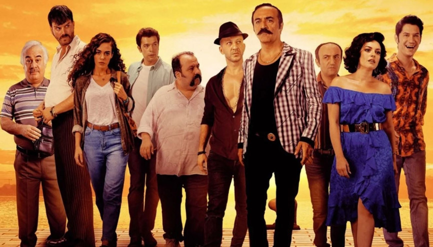 Organize İşler Sazan Sarmalı konusu ne, oyuncuları kimler İşte Organize İşler Sazan Sarmalı oyuncuları Organize İşler Sazan Sarmalı konusu ne, oyuncuları kimler İşte Organize İşler Sazan Sarmalı oyuncuları