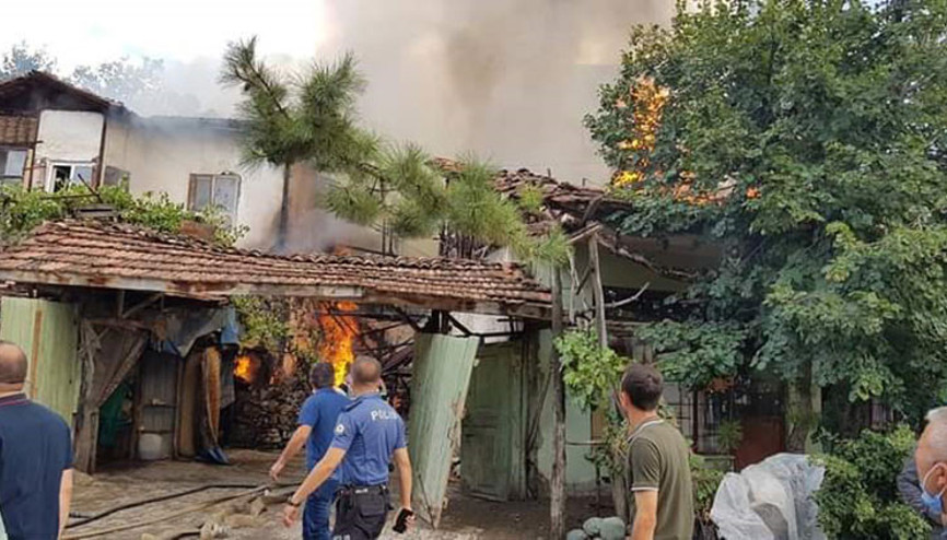 Çorumda facia 2si çocuk 5 ölü Çorumda facia 2si çocuk 5 ölü