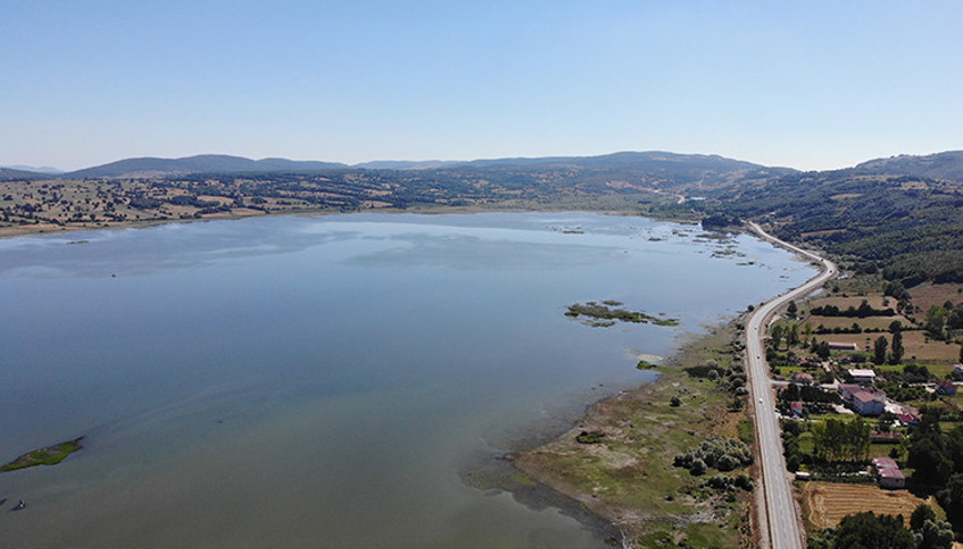 Ladik Gölünde korkutan görüntü