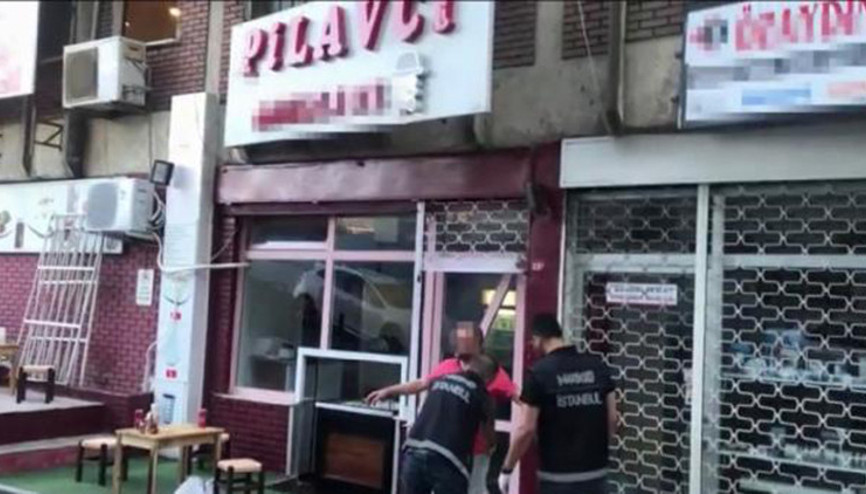 Eyüpsultanda pilavcıya uyuşturucu baskını kamerada