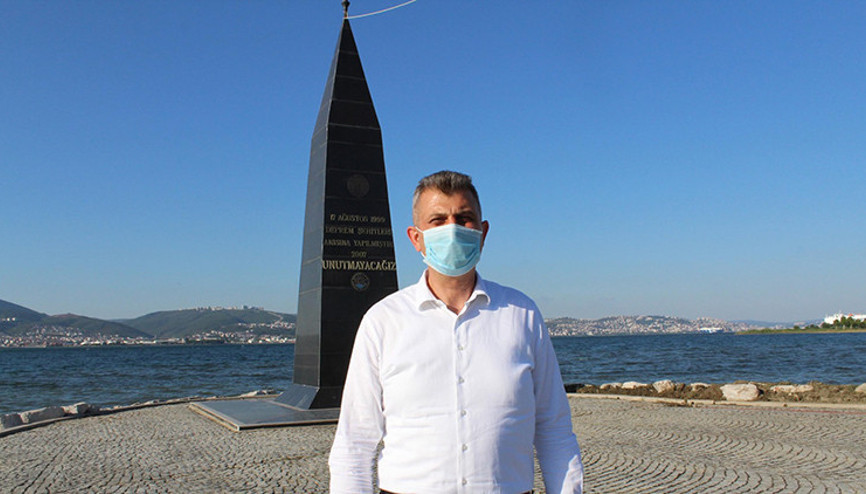 Belediye Başkanı Sezer: Gölcük depremle ilgili acı hatırayı unutmayacak ama geleceğe umutla bakacak