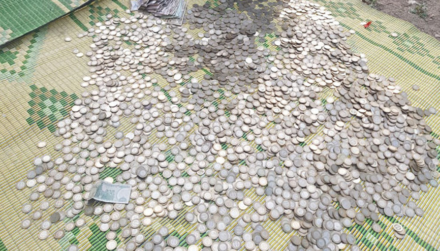 7 yıl boyunca kumbarasına para attı... 12 bin 800 TL biriktirdi
