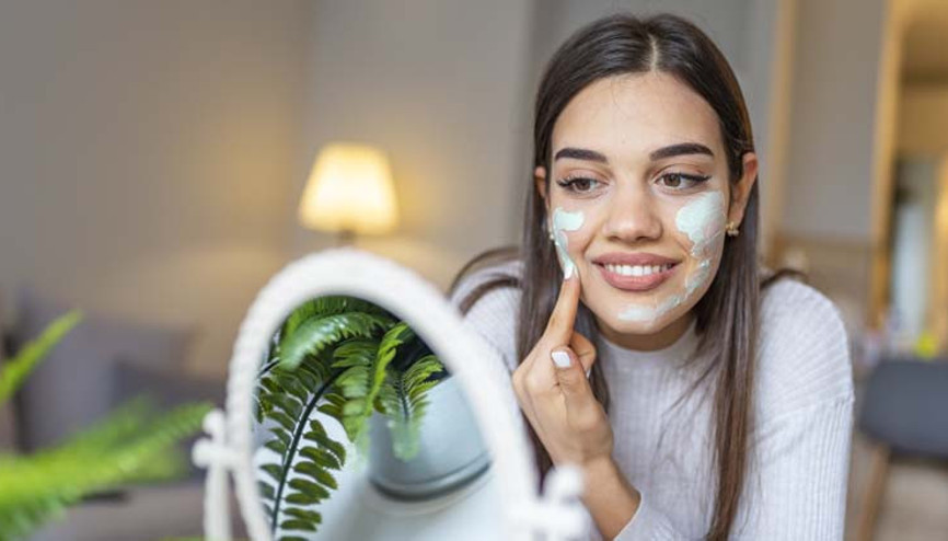 Pürüzsüz ve Sağlıklı Bir Cilt İçin 6 Maske Tarifi