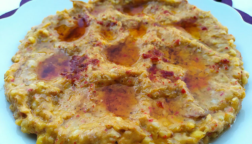 Buğdayın dile geldiği yemek: Aşur (Dövme) Buğdayın dile geldiği yemek: Aşur (Dövme)