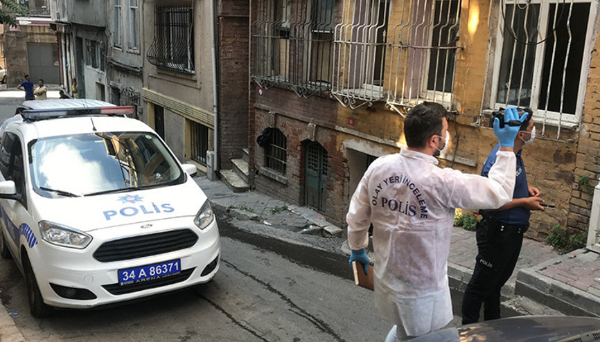 Beyoğlunda apart otelde kalan gencin cesedi bulundu