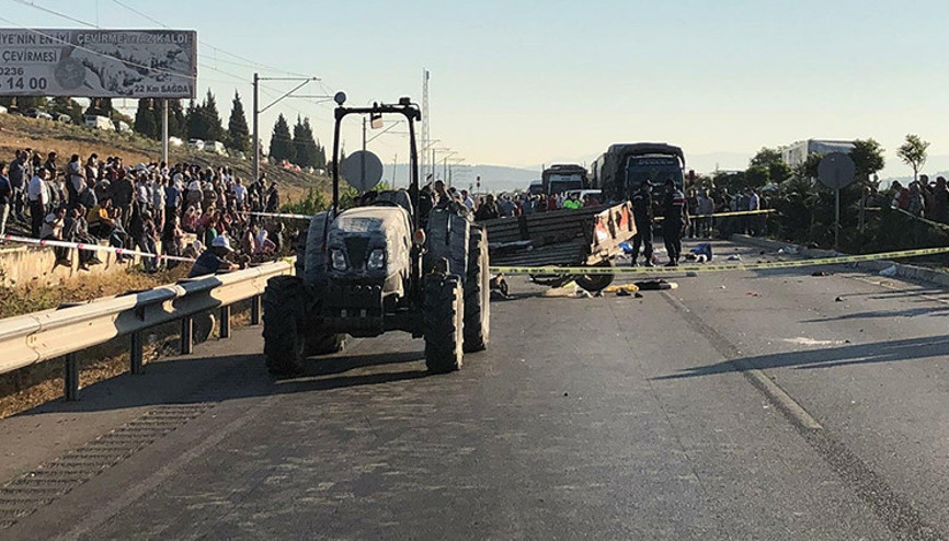 3 tarım işçisinin öldüğü kazaya karışan traktörü değiştirmişler