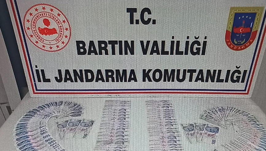 Bartında sahte para operasyonu: 3 gözaltı