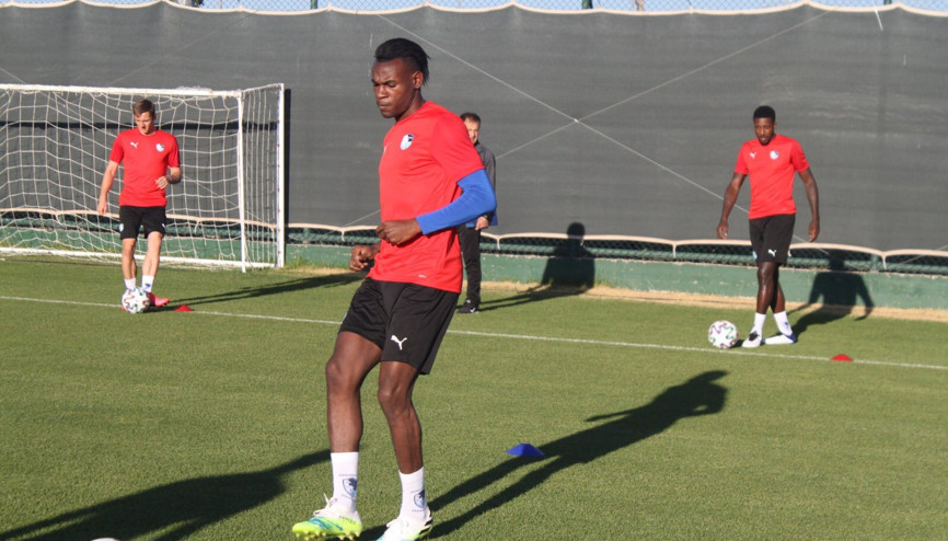 Büyükşehir Belediye Erzurumsporda yeni sezon hazırlıkları