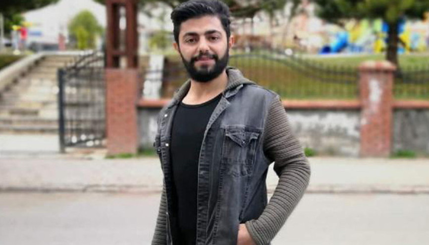 Düğünde feci ölüm Beline koyduğu tabancanın ateş almasıyla hayatını kaybetti