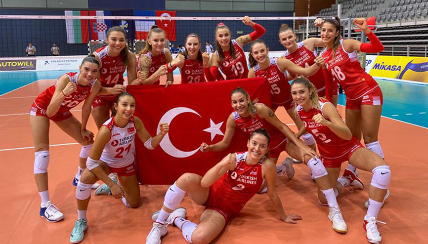 Son Dakika | Türkiye 19 Yaş Altı Kız Voleybol Milli Takımı, Avrupa şampiyonu oldu