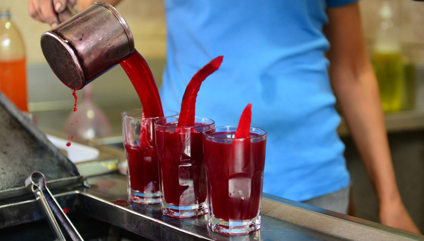 Koronavirüs salgını şalgam satışlarını patlattı Şişeyle değil bidonla satılıyor