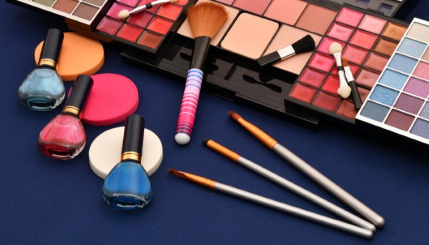 Güzellik malzemelerinizi kalıcı hale getirmenin 8 yolu