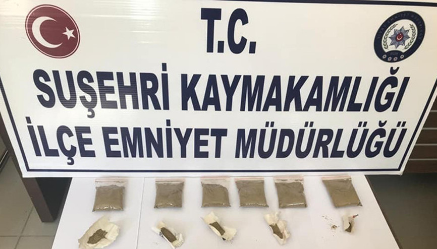 Suşehri’nde 3 kilo 92 gram toz esrar ele geçirildi