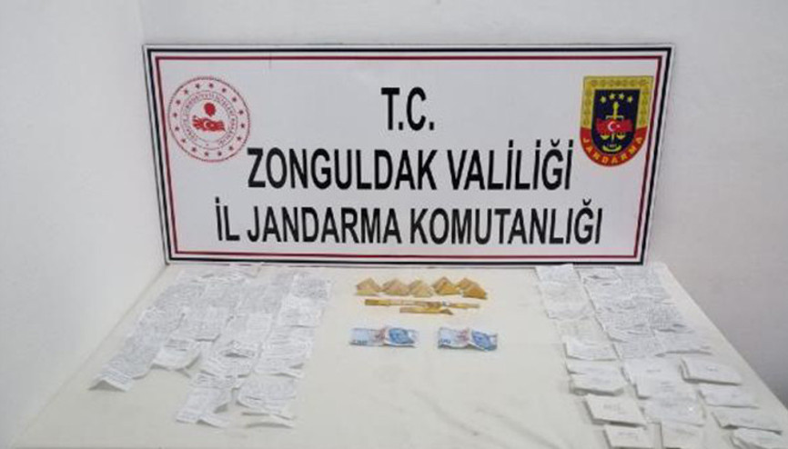 Zonguldakta para karşılığı muska yazan 3 kişi gözaltına alındı