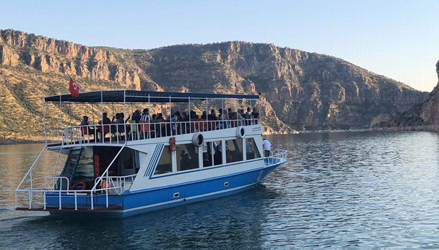Burası Ege kanyonları değil... Siirt Botan Vadisi görenleri büyülüyor
