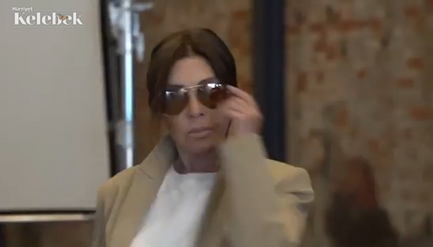 Zamansız kadından zamansız kıyafetler...Nebahat Çehre moda dünyasında